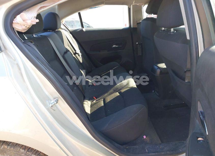 Photo 8 of 2015 Chevrolet Cruze 1LT AUTO (VIN 1G1PC5SB8F7297870)