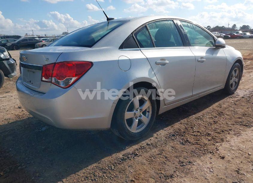 Photo 4 of 2013 Chevrolet Cruze 1LT AUTO (VIN 1G1PC5SB9D7113579)