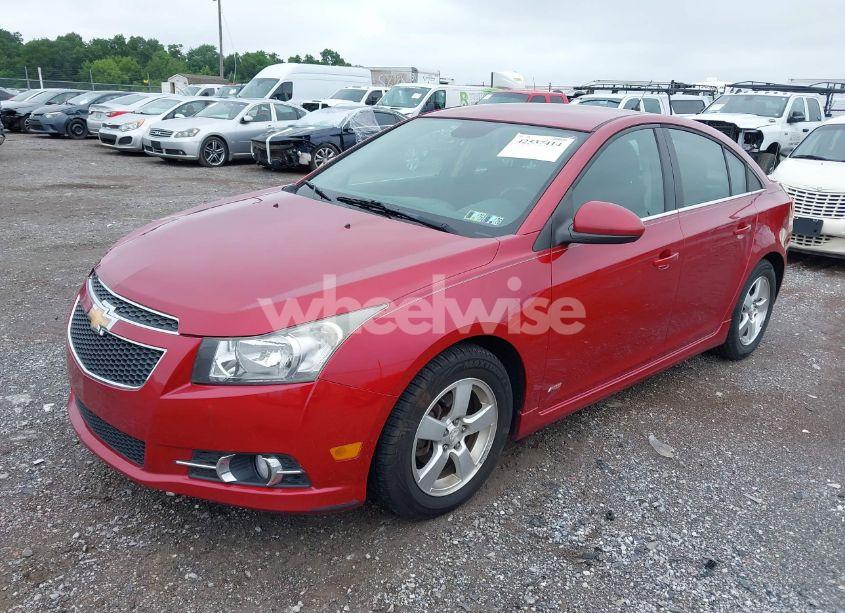 Photo 2 of 2013 Chevrolet Cruze 1LT AUTO (VIN 1G1PC5SB9D7116840)