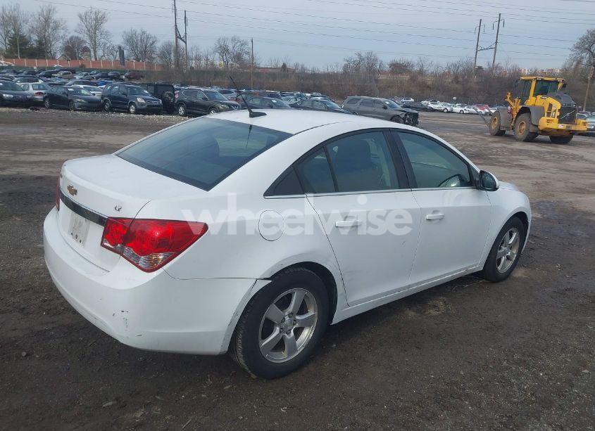 Photo 4 of 2013 Chevrolet Cruze 1LT AUTO (VIN 1G1PC5SB9D7121438)