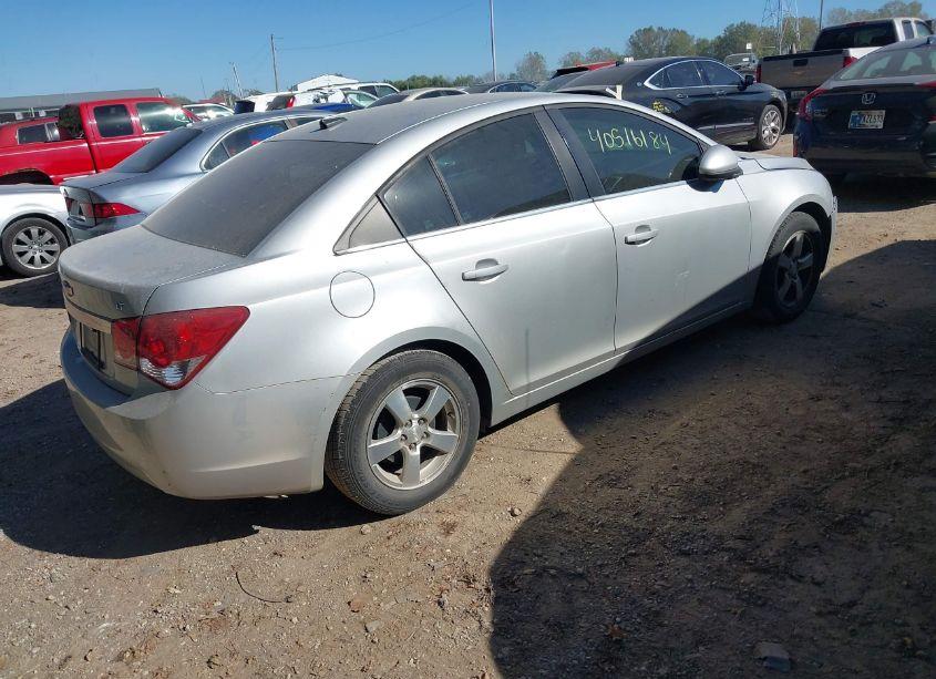 Photo 4 of 2013 Chevrolet Cruze 1LT AUTO (VIN 1G1PC5SB9D7138689)
