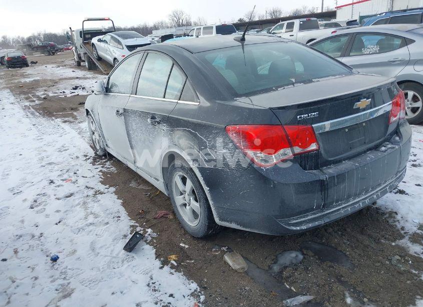 Photo 3 of 2013 Chevrolet Cruze 1LT AUTO (VIN 1G1PC5SB9D7220552)