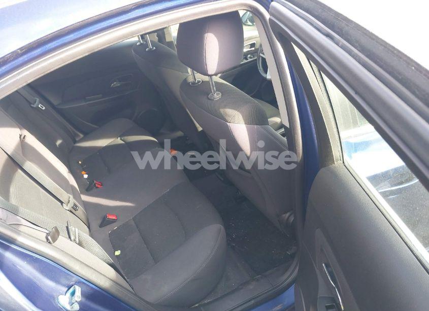 Photo 8 of 2013 Chevrolet Cruze 1LT AUTO (VIN 1G1PC5SB9D7229090)