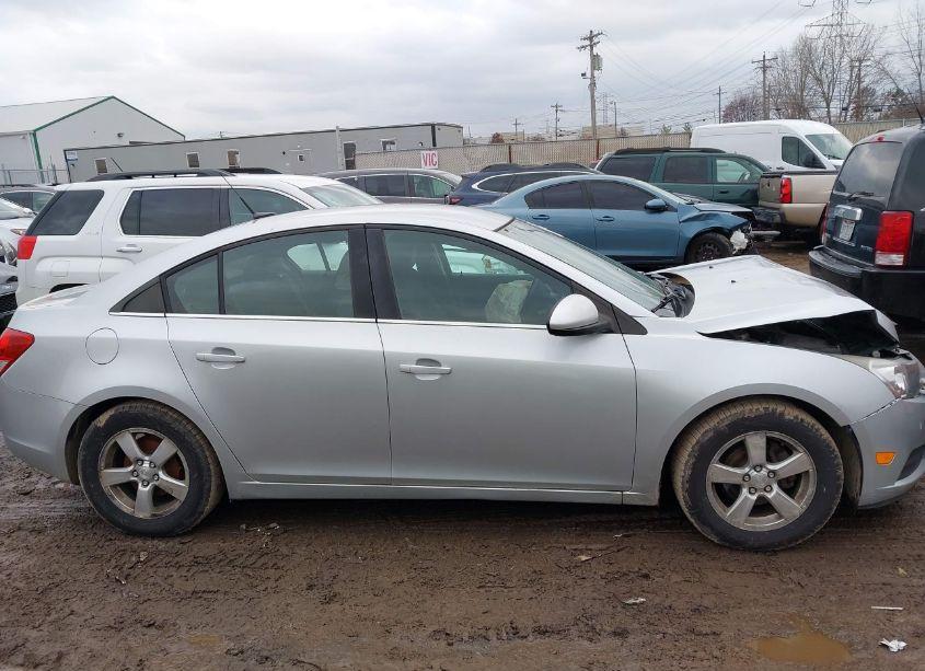 Photo 13 of 2013 Chevrolet Cruze 1LT AUTO (VIN 1G1PC5SB9D7313412)