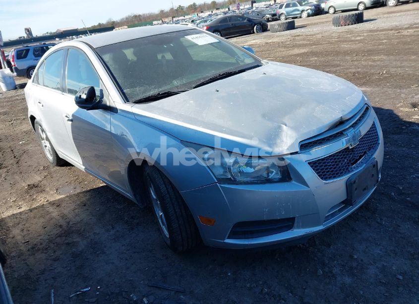 2014 Chevrolet Cruze 1LT AUTO (VIN 1G1PC5SB9E7120355) main photo