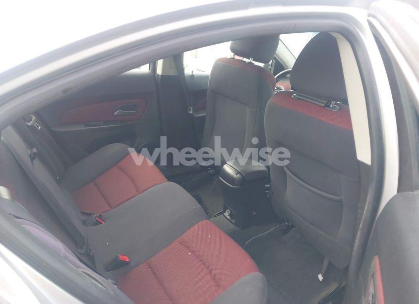 Photo 8 of 2014 Chevrolet Cruze 1LT AUTO (VIN 1G1PC5SB9E7130738)