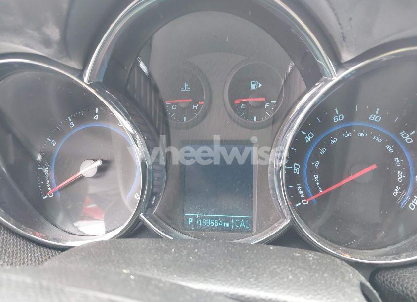 Photo 7 of 2014 Chevrolet Cruze 1LT AUTO (VIN 1G1PC5SB9E7134868)