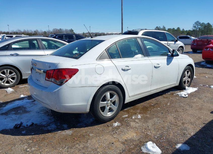 Photo 4 of 2014 Chevrolet Cruze 1LT AUTO (VIN 1G1PC5SB9E7154019)
