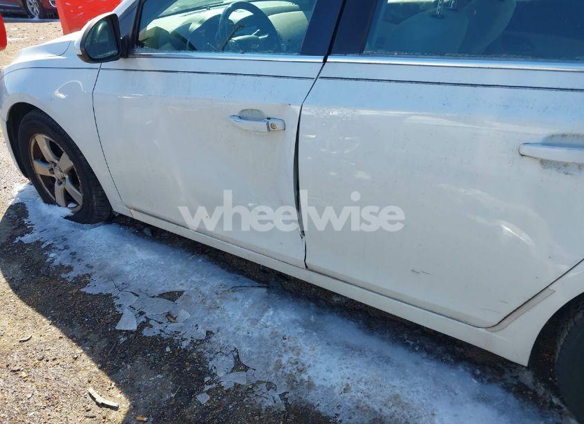 Photo 6 of 2014 Chevrolet Cruze 1LT AUTO (VIN 1G1PC5SB9E7154019)