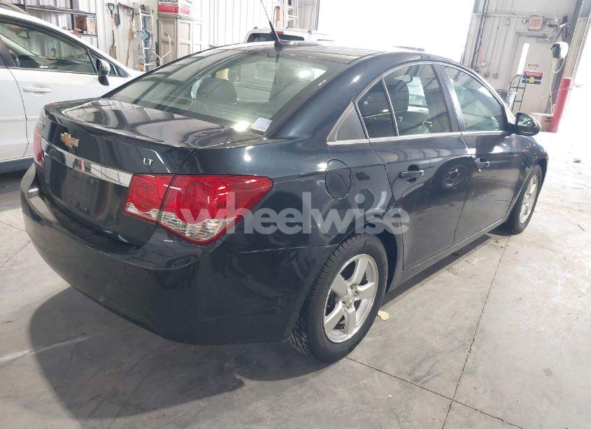 Photo 4 of 2014 Chevrolet Cruze 1LT AUTO (VIN 1G1PC5SB9E7154747)