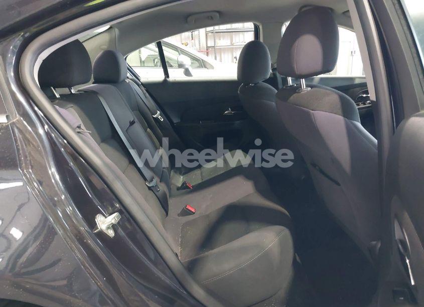 Photo 8 of 2014 Chevrolet Cruze 1LT AUTO (VIN 1G1PC5SB9E7154747)