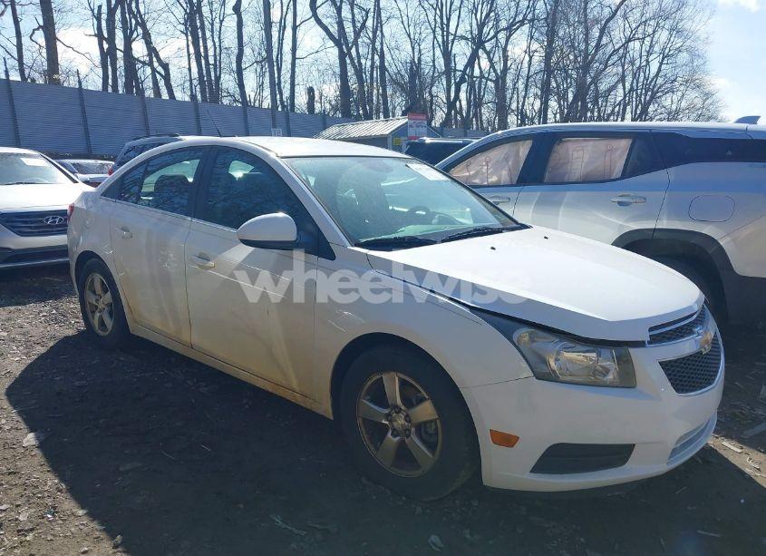 2014 Chevrolet Cruze 1LT AUTO (VIN 1G1PC5SB9E7160080) main photo