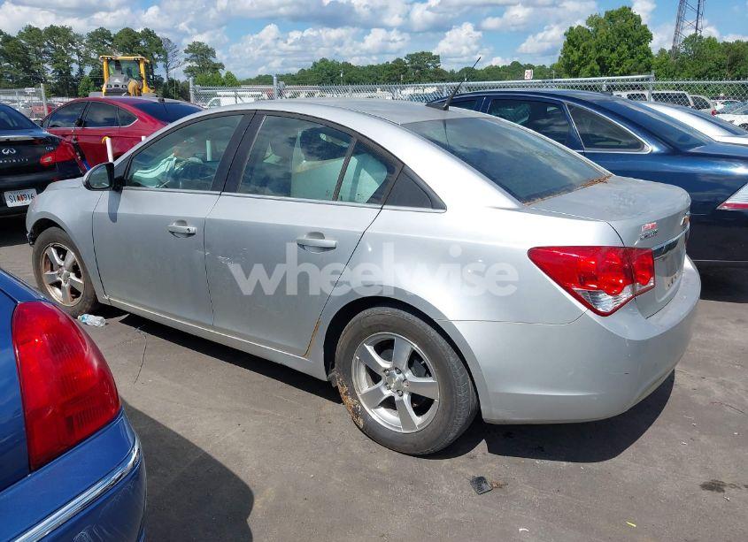Photo 3 of 2014 Chevrolet Cruze 1LT AUTO (VIN 1G1PC5SB9E7160693)