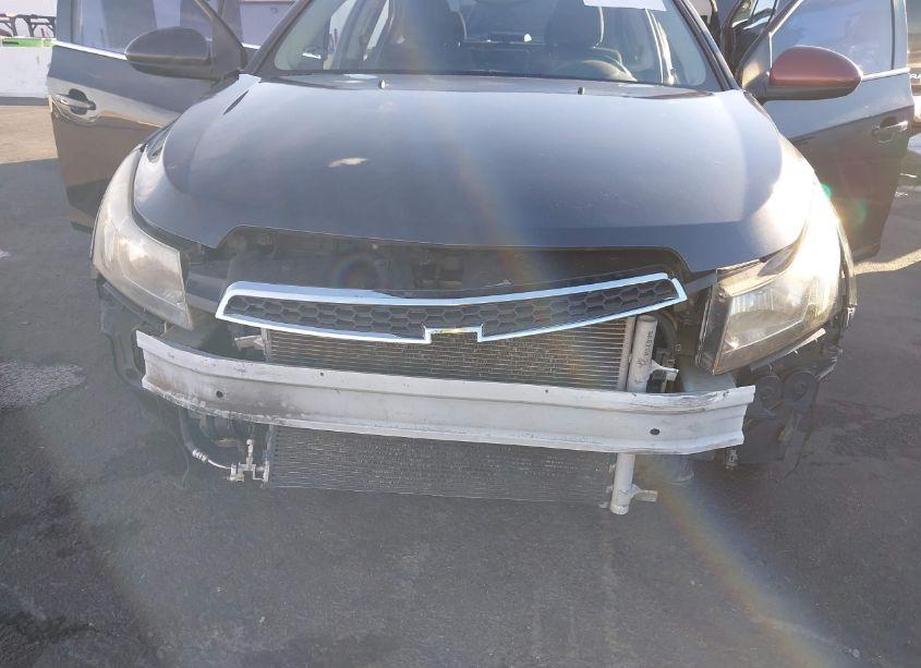 Photo 6 of 2014 Chevrolet Cruze 1LT AUTO (VIN 1G1PC5SB9E7204692)