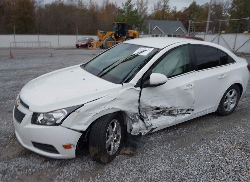 Photo 6 of 2014 Chevrolet Cruze 1LT AUTO (VIN 1G1PC5SB9E7209567)