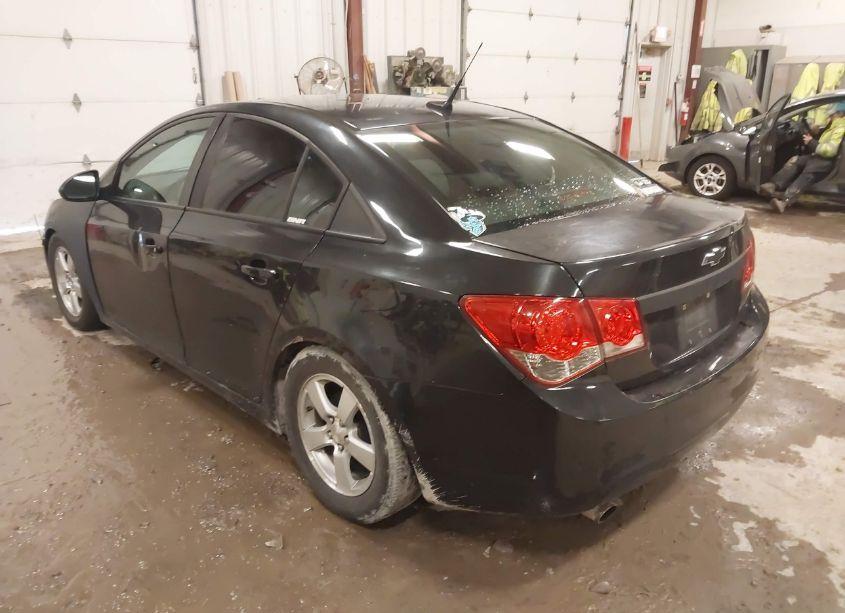 Photo 3 of 2014 Chevrolet Cruze 1LT AUTO (VIN 1G1PC5SB9E7230323)
