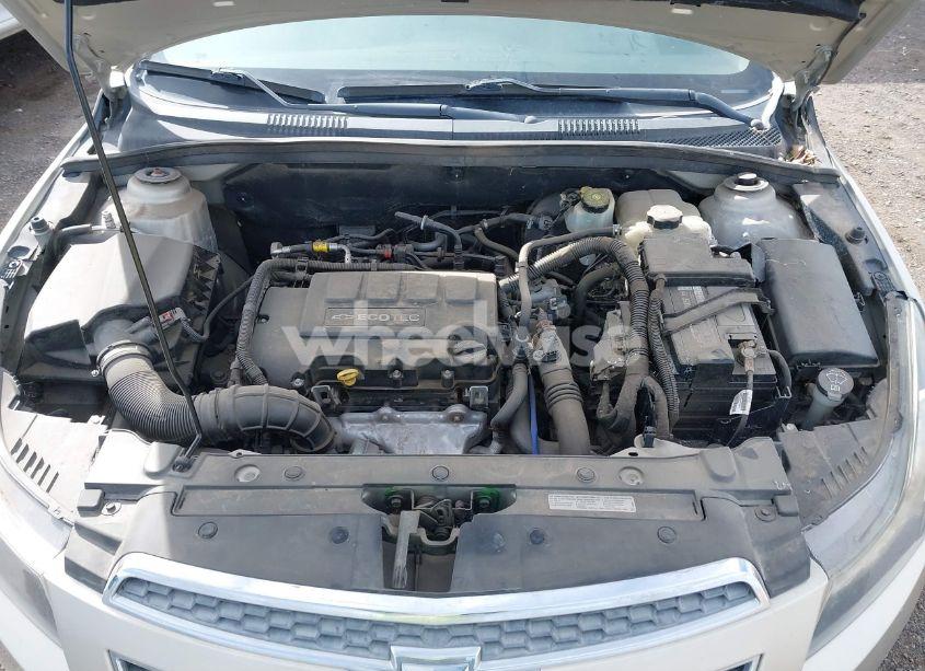 Photo 10 of 2014 Chevrolet Cruze 1LT AUTO (VIN 1G1PC5SB9E7241502)