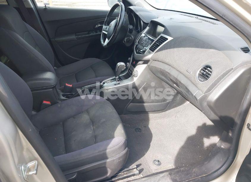 Photo 5 of 2014 Chevrolet Cruze 1LT AUTO (VIN 1G1PC5SB9E7241502)