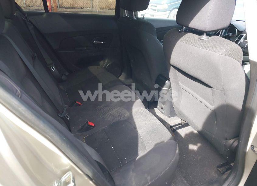 Photo 8 of 2014 Chevrolet Cruze 1LT AUTO (VIN 1G1PC5SB9E7241502)