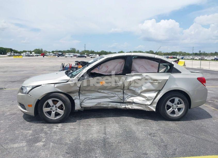 Photo 14 of 2014 Chevrolet Cruze 1LT AUTO (VIN 1G1PC5SB9E7244691)