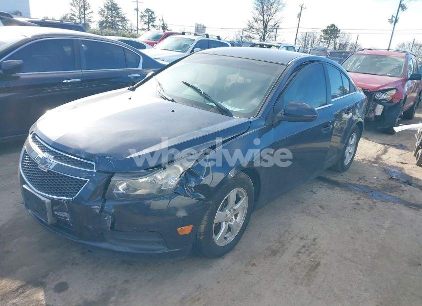 Photo 2 of 2014 Chevrolet Cruze 1LT AUTO (VIN 1G1PC5SB9E7279232)