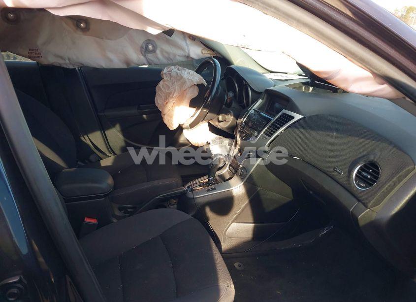 Photo 5 of 2014 Chevrolet Cruze 1LT AUTO (VIN 1G1PC5SB9E7279232)