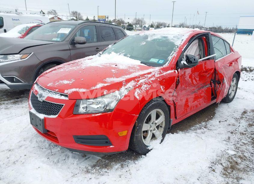 Photo 2 of 2014 Chevrolet Cruze 1LT AUTO (VIN 1G1PC5SB9E7305683)