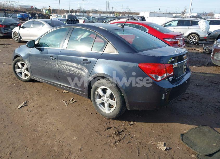 Photo 3 of 2014 Chevrolet Cruze 1LT AUTO (VIN 1G1PC5SB9E7321124)
