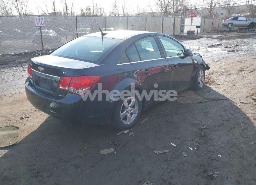 Photo 4 of 2014 Chevrolet Cruze 1LT AUTO (VIN 1G1PC5SB9E7321124)