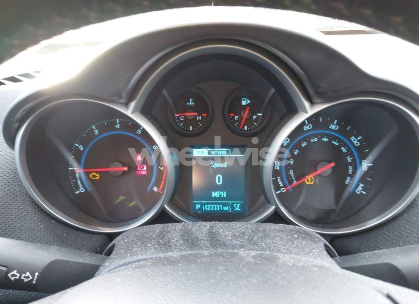 Photo 7 of 2014 Chevrolet Cruze 1LT AUTO (VIN 1G1PC5SB9E7321124)