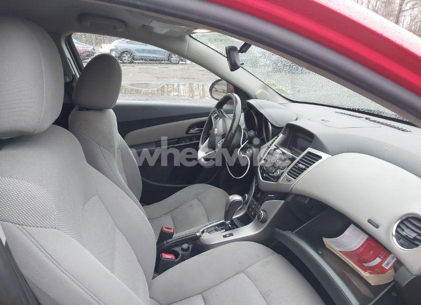 Photo 5 of 2014 Chevrolet Cruze 1LT AUTO (VIN 1G1PC5SB9E7339560)