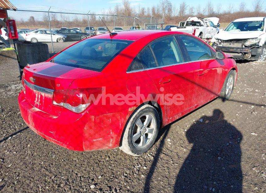 Photo 4 of 2014 Chevrolet Cruze 1LT AUTO (VIN 1G1PC5SB9E7426097)