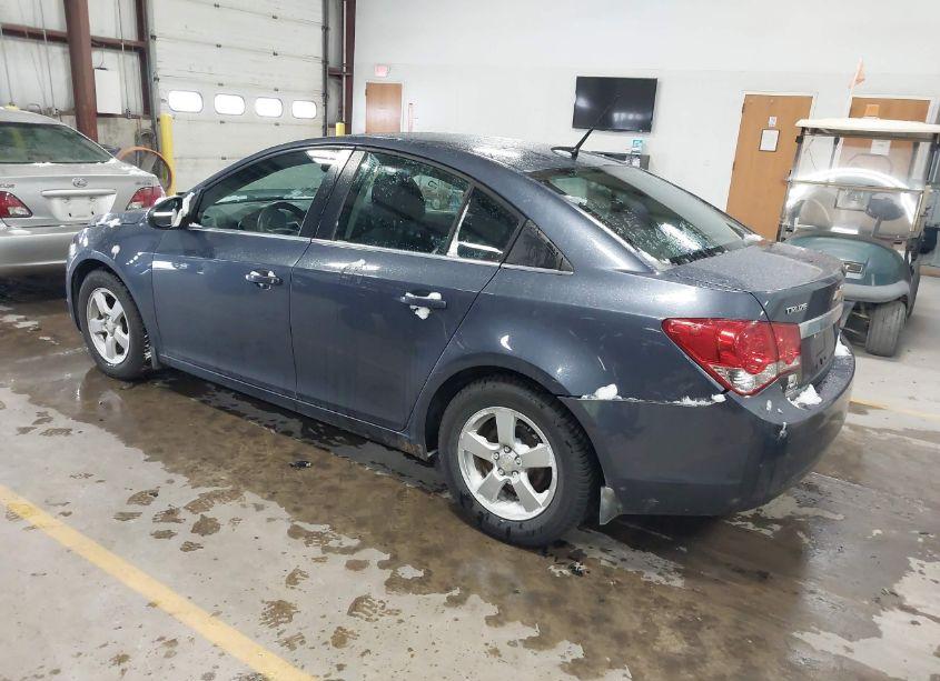 Photo 3 of 2014 Chevrolet Cruze 1LT AUTO (VIN 1G1PC5SB9E7434006)
