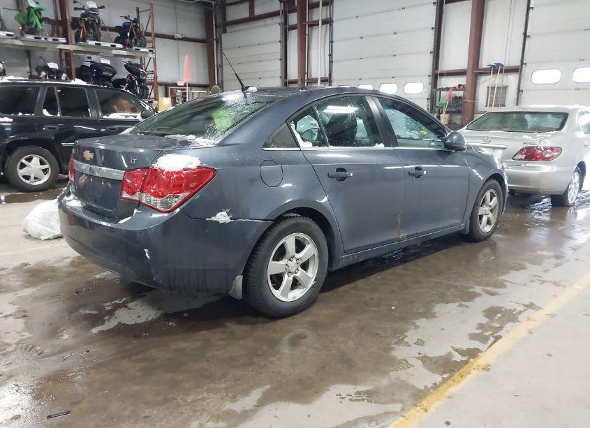 Photo 4 of 2014 Chevrolet Cruze 1LT AUTO (VIN 1G1PC5SB9E7434006)