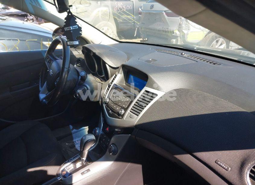 Photo 5 of 2014 Chevrolet Cruze 1LT AUTO (VIN 1G1PC5SB9E7435365)