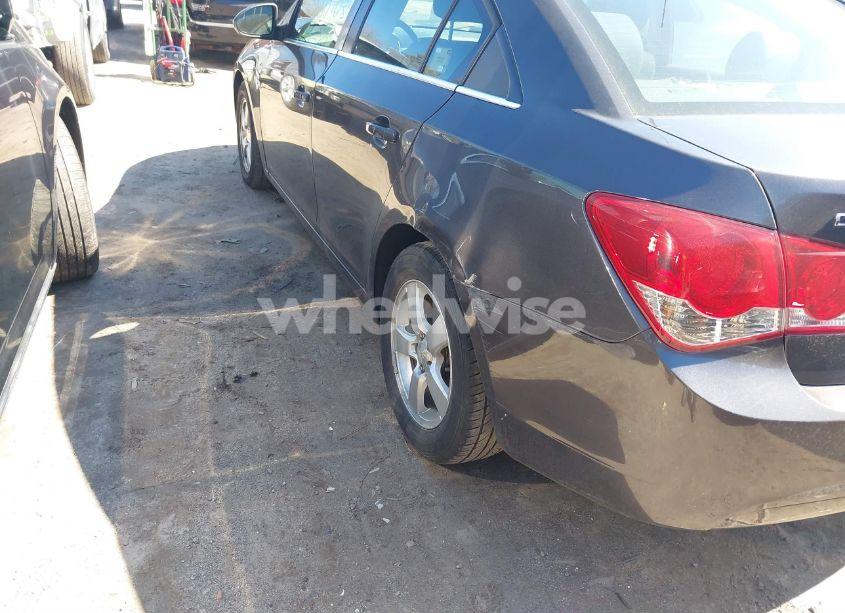 Photo 6 of 2014 Chevrolet Cruze 1LT AUTO (VIN 1G1PC5SB9E7435365)