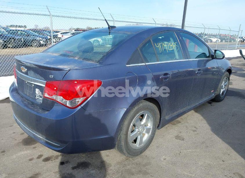 Photo 4 of 2014 Chevrolet Cruze 1LT AUTO (VIN 1G1PC5SB9E7450349)