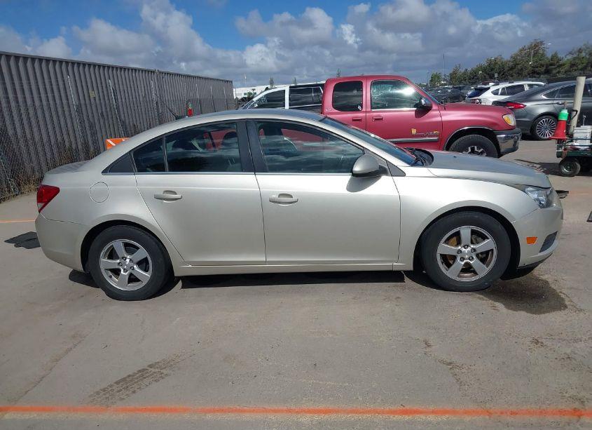 Photo 13 of 2014 Chevrolet Cruze 1LT AUTO (VIN 1G1PC5SB9E7464395)