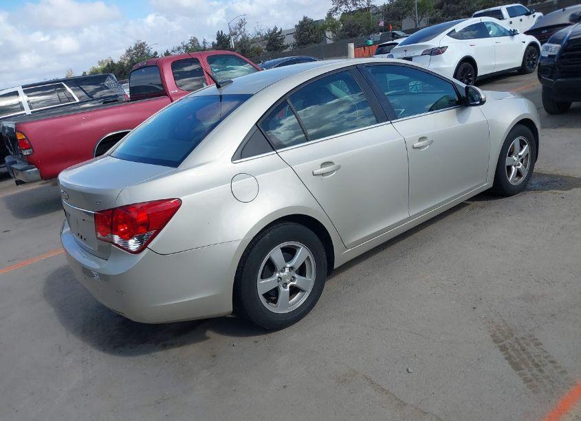 Photo 4 of 2014 Chevrolet Cruze 1LT AUTO (VIN 1G1PC5SB9E7464395)