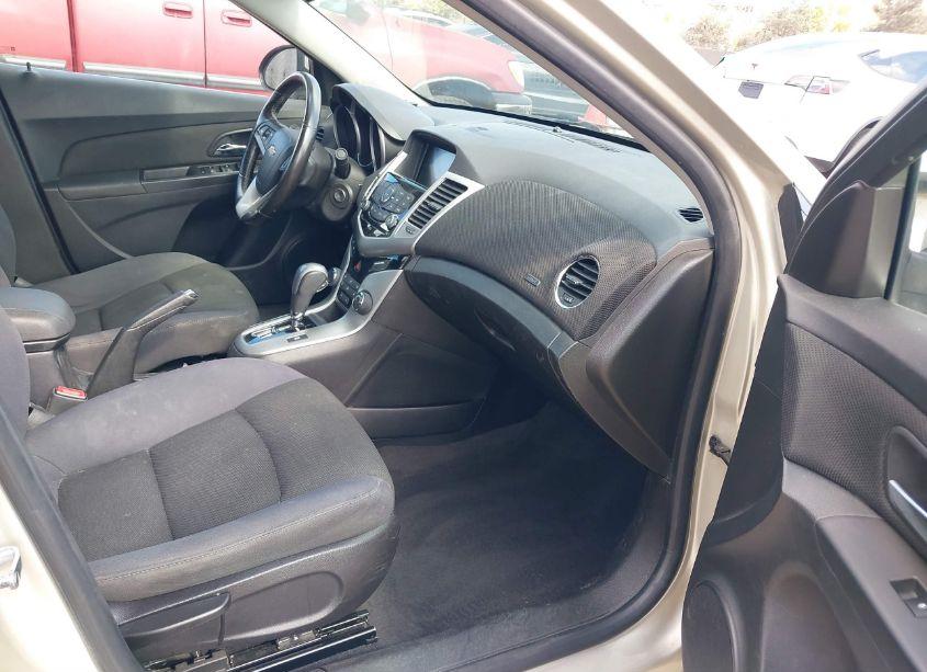 Photo 5 of 2014 Chevrolet Cruze 1LT AUTO (VIN 1G1PC5SB9E7464395)