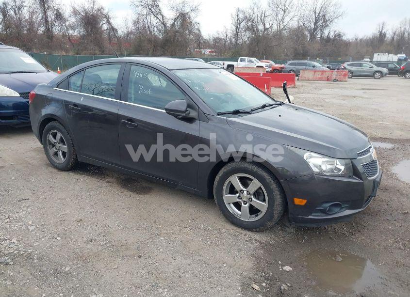2014 Chevrolet Cruze 1LT AUTO (VIN 1G1PC5SB9E7482881) main photo
