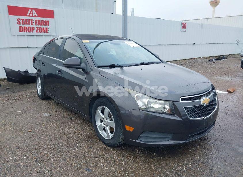 2015 Chevrolet Cruze 1LT AUTO (VIN 1G1PC5SB9F7125945) main photo
