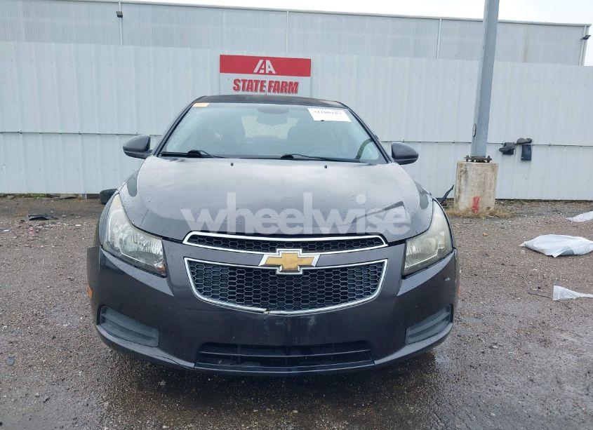 Photo 13 of 2015 Chevrolet Cruze 1LT AUTO (VIN 1G1PC5SB9F7125945)
