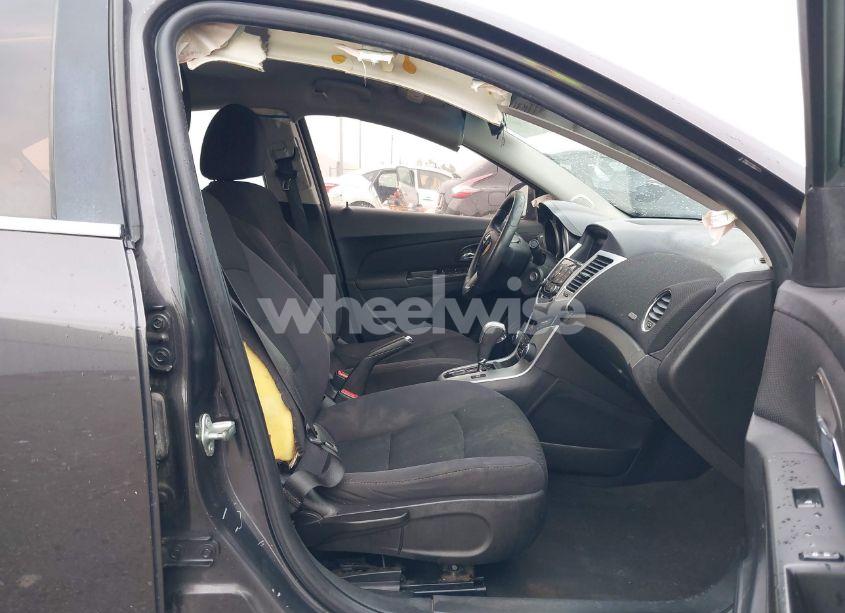 Photo 5 of 2015 Chevrolet Cruze 1LT AUTO (VIN 1G1PC5SB9F7125945)