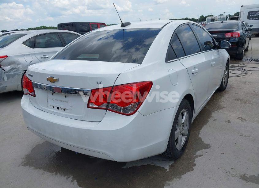 Photo 4 of 2015 Chevrolet Cruze 1LT AUTO (VIN 1G1PC5SB9F7138212)