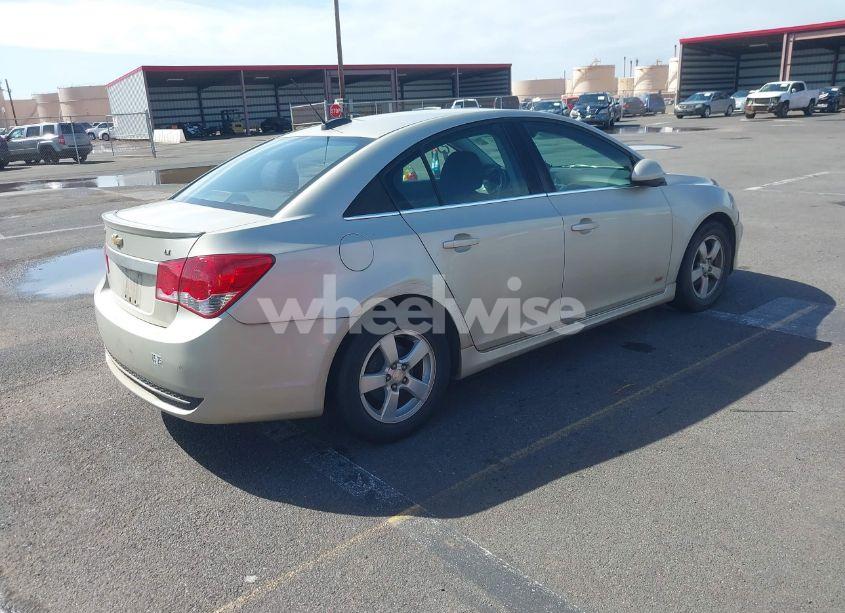 Photo 4 of 2015 Chevrolet Cruze 1LT AUTO (VIN 1G1PC5SB9F7196708)
