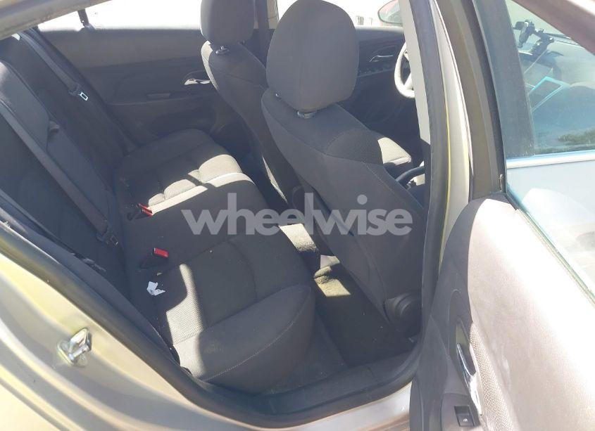 Photo 8 of 2015 Chevrolet Cruze 1LT AUTO (VIN 1G1PC5SB9F7196708)