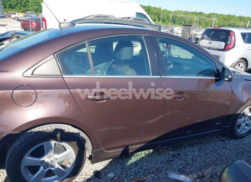 Photo 14 of 2015 Chevrolet Cruze 1LT AUTO (VIN 1G1PC5SB9F7198152)