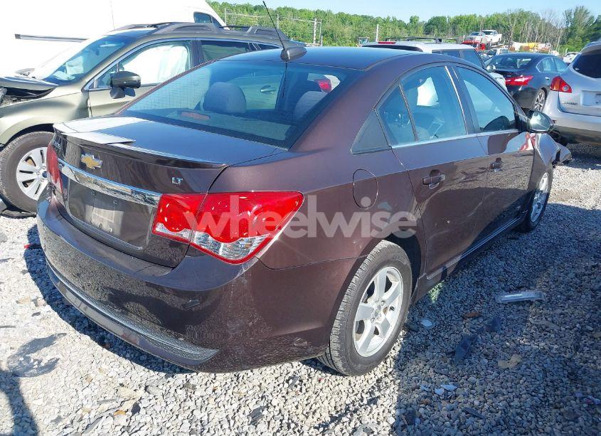 Photo 4 of 2015 Chevrolet Cruze 1LT AUTO (VIN 1G1PC5SB9F7198152)