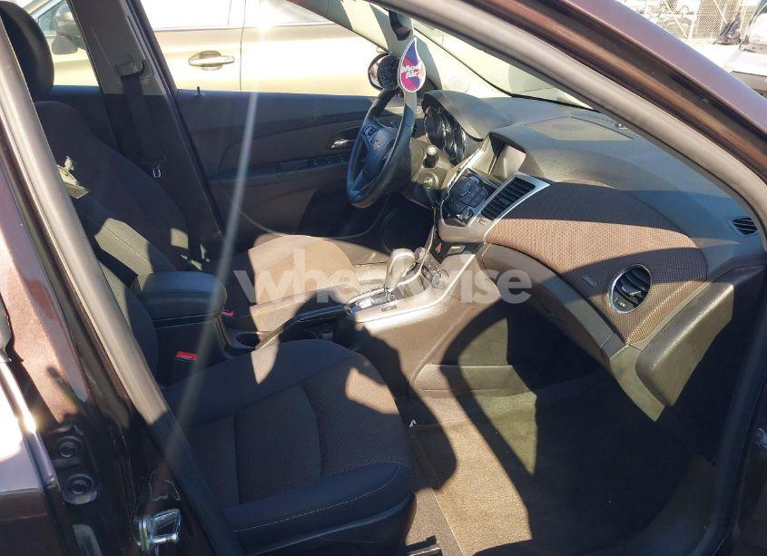 Photo 5 of 2015 Chevrolet Cruze 1LT AUTO (VIN 1G1PC5SB9F7198152)